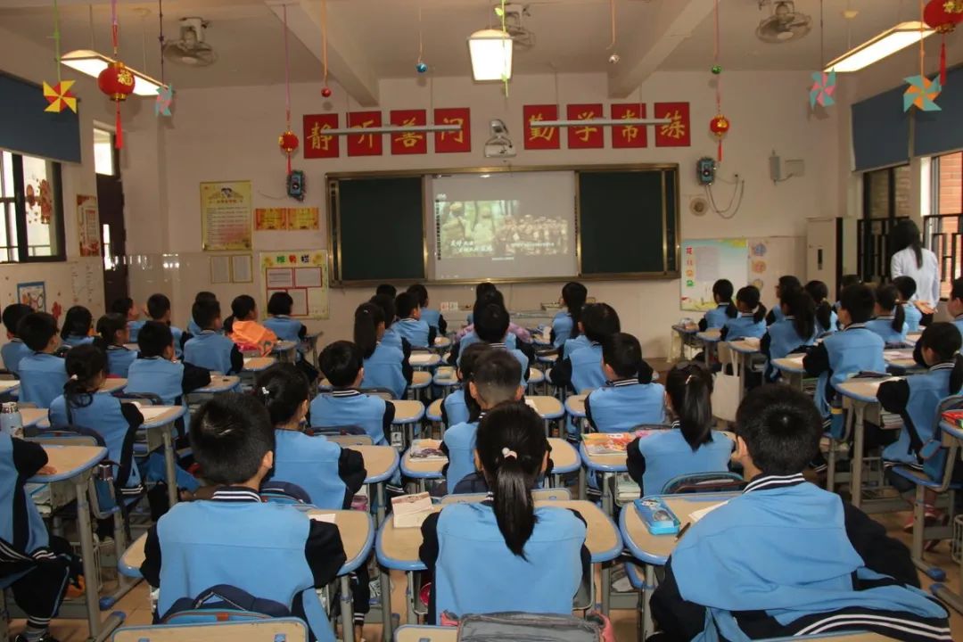 衡南县教育局 政务公开 新闻中心 学校动态 今年是建党一百周年,北斗
