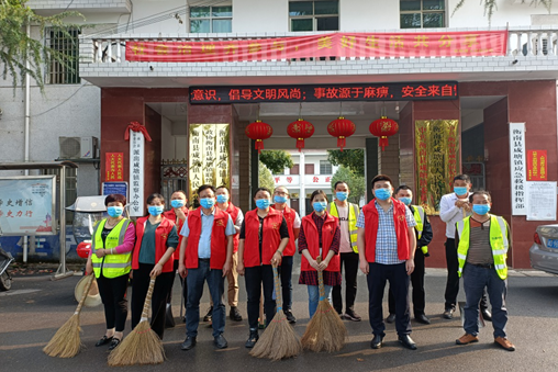 衡南县咸塘镇创城乡治理标准化扬衡阳群众风采