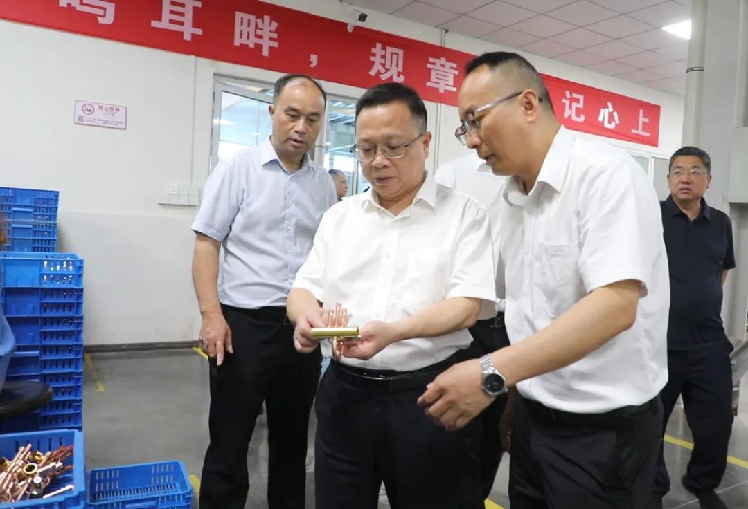 衡南县人民政府门户网站--政务公开--许达率队赴湖