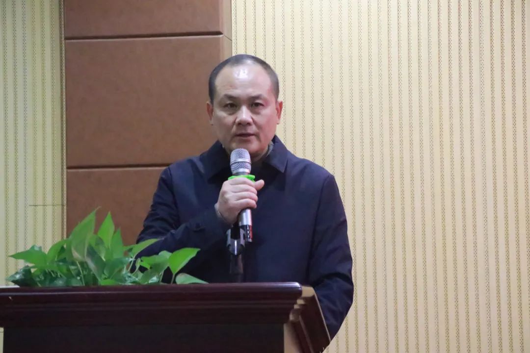 "家校共育 携手同行" 衡南五中第七届家长委员会 暨第一次会议顺利