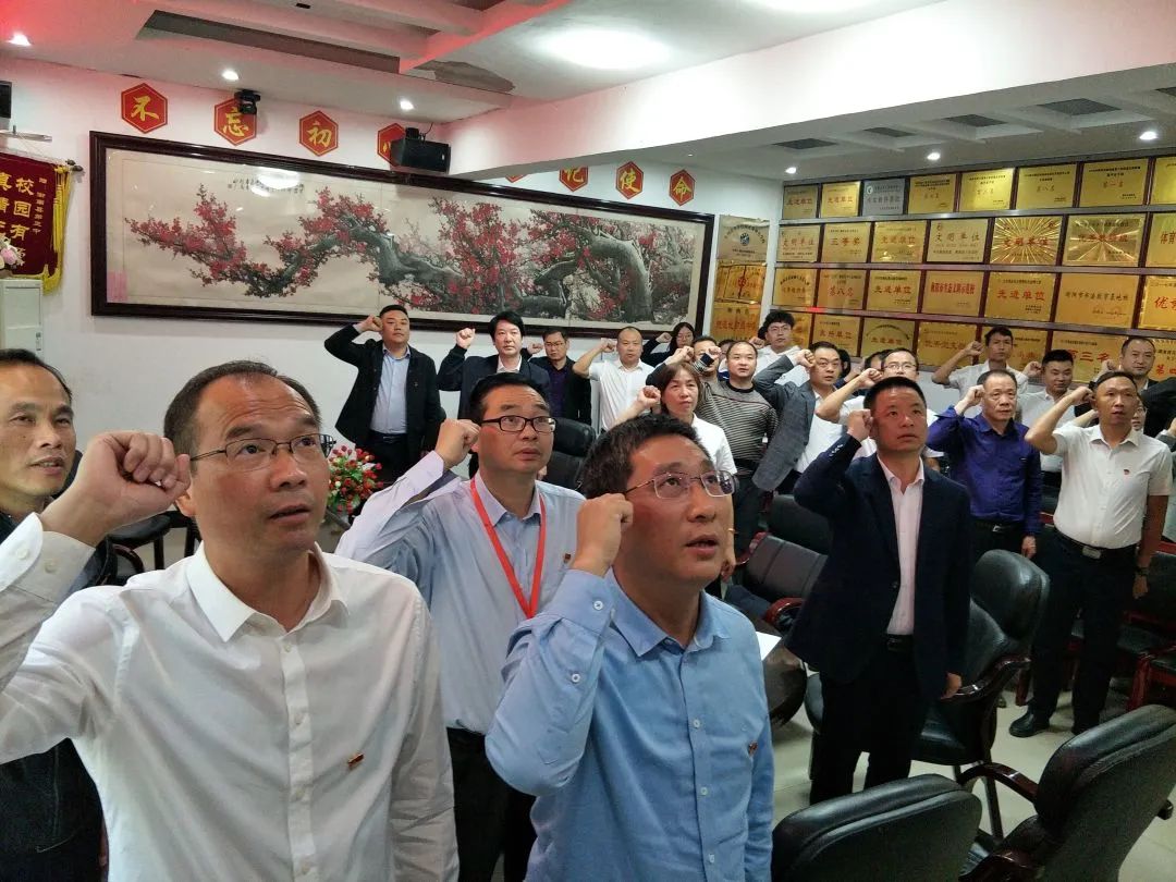 强担当讲作为——做想干事能干事干成事的党员干部 ——记衡南县第三